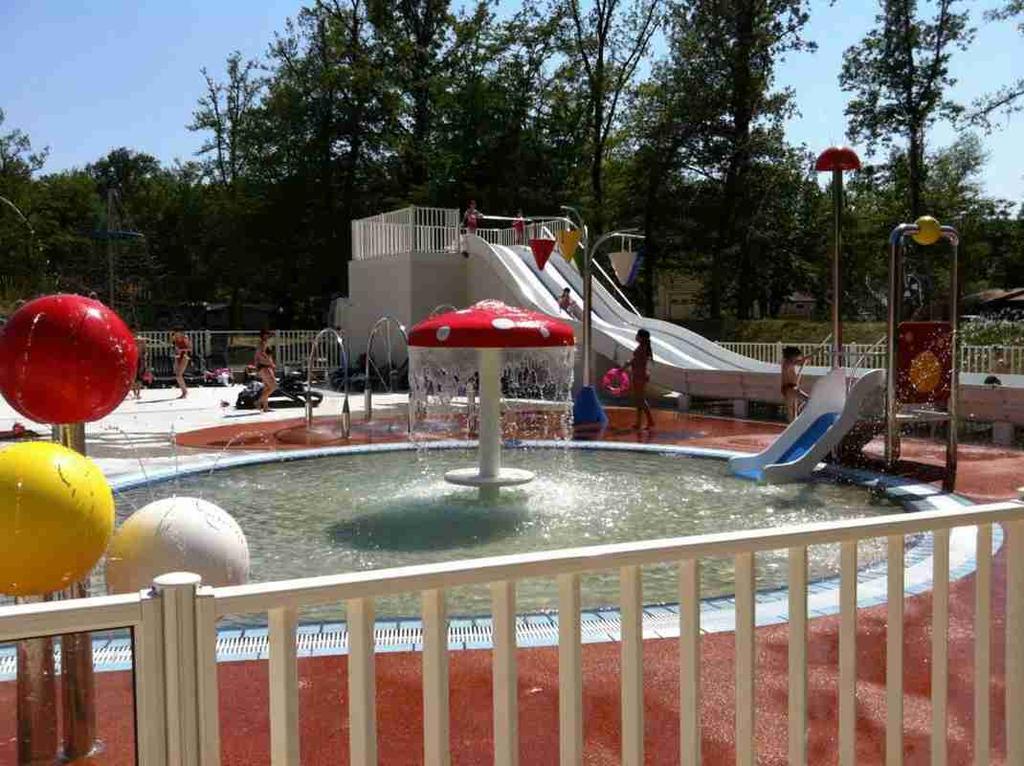 La Grande Tortue Hotel Candé-sur-Beuvron Eksteriør billede